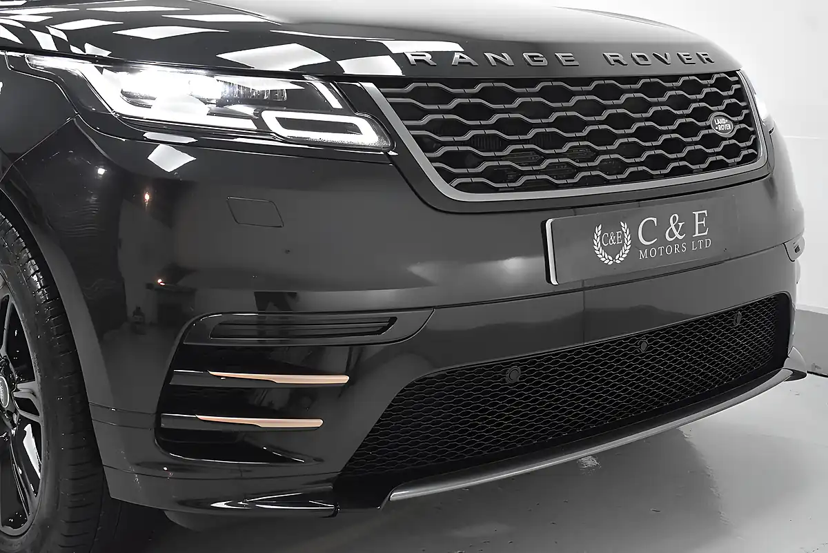 Used 2020 Land Rover Range Rover Velar R-Dynamic S Black - Interior and Exterior details 14