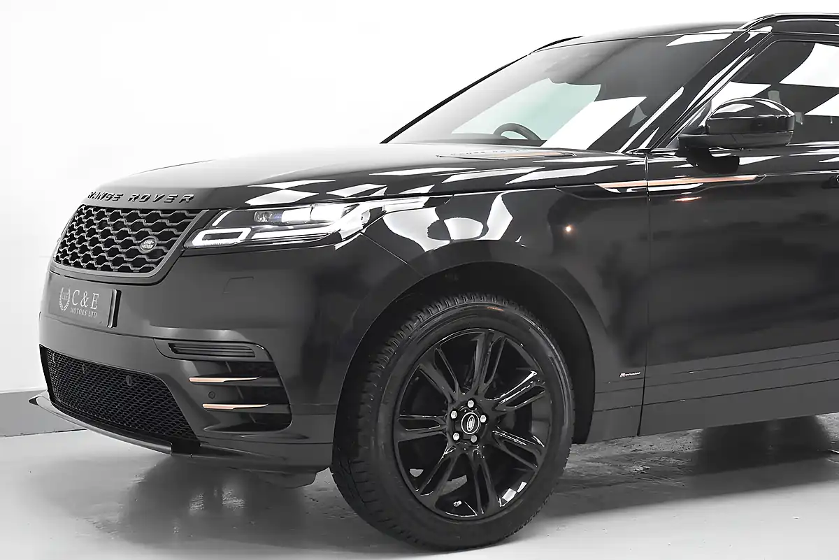 Used 2020 Land Rover Range Rover Velar R-Dynamic S Black - Interior and Exterior details 3