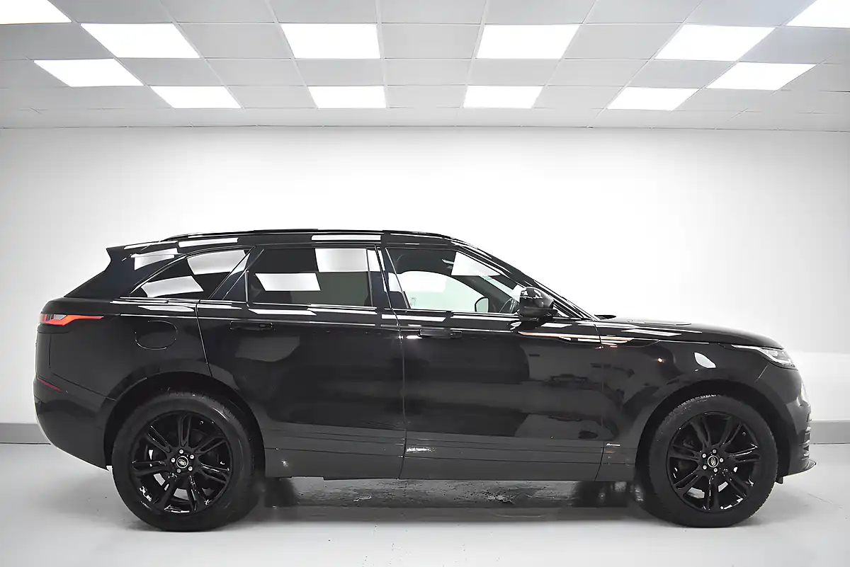 Used 2020 Land Rover Range Rover Velar R-Dynamic S Black - Interior and Exterior details 7