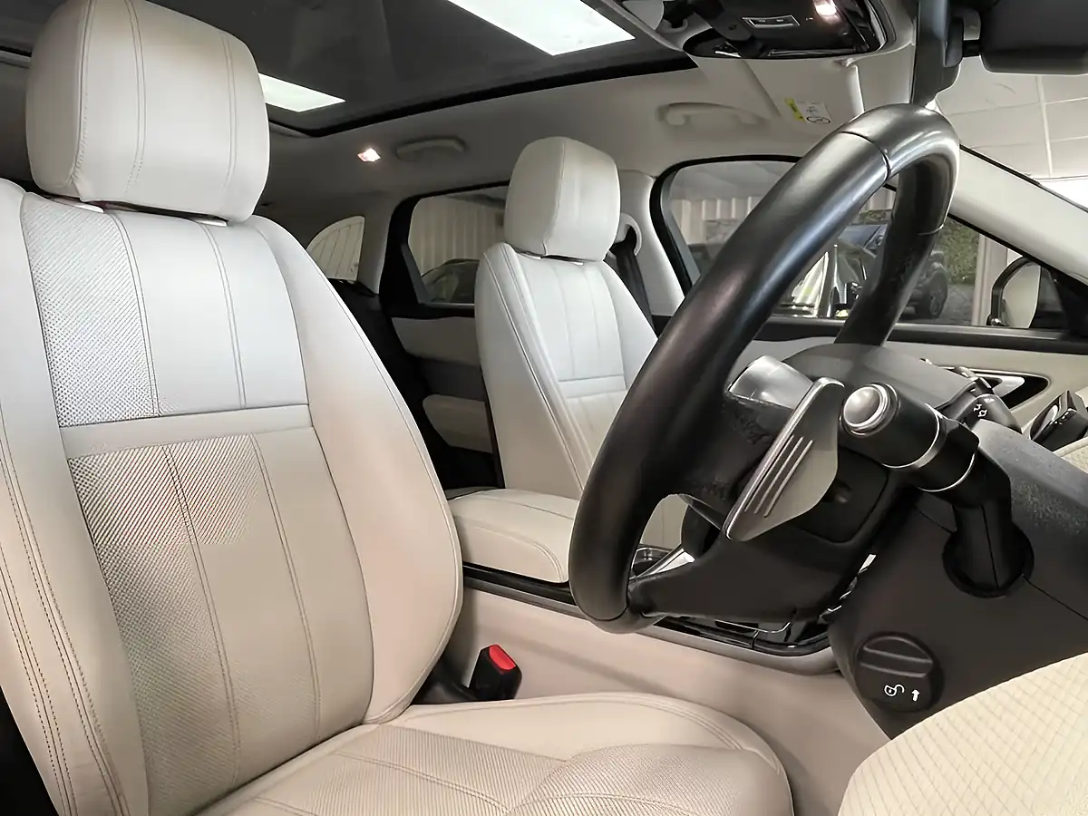 Used 2020 Land Rover Range Rover Velar R-Dynamic S Eiger Grey - Interior and Exterior details 13