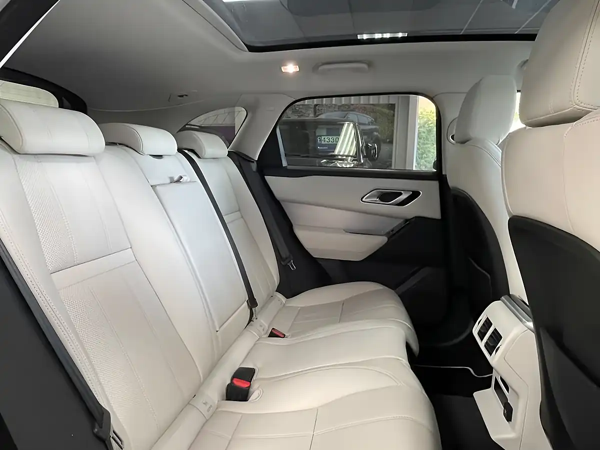 Used 2020 Land Rover Range Rover Velar R-Dynamic S Eiger Grey - Interior and Exterior details 14