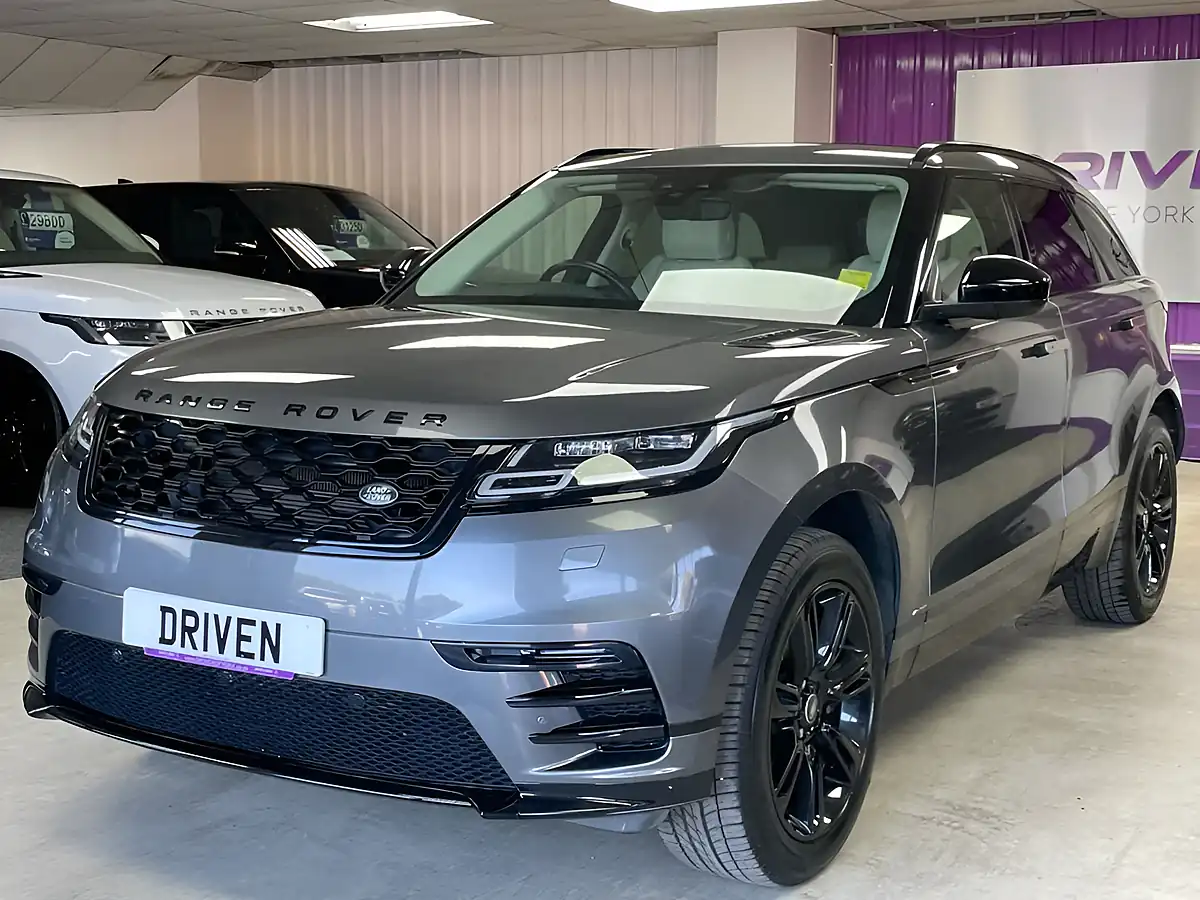 Used 2020 Land Rover Range Rover Velar R-Dynamic S Eiger Grey - Interior and Exterior details 6