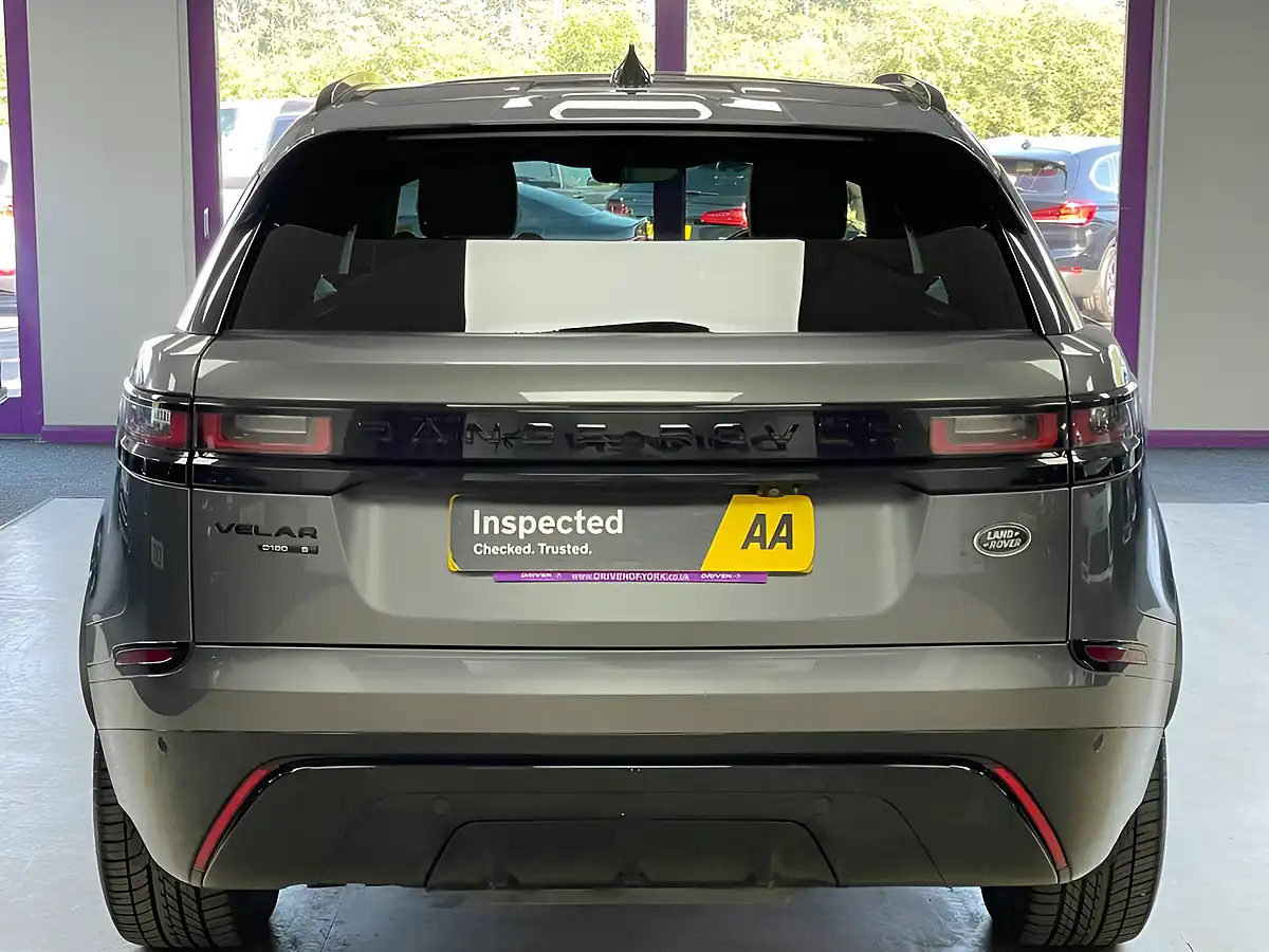 Used 2020 Land Rover Range Rover Velar R-Dynamic S Eiger Grey - Interior and Exterior details 8