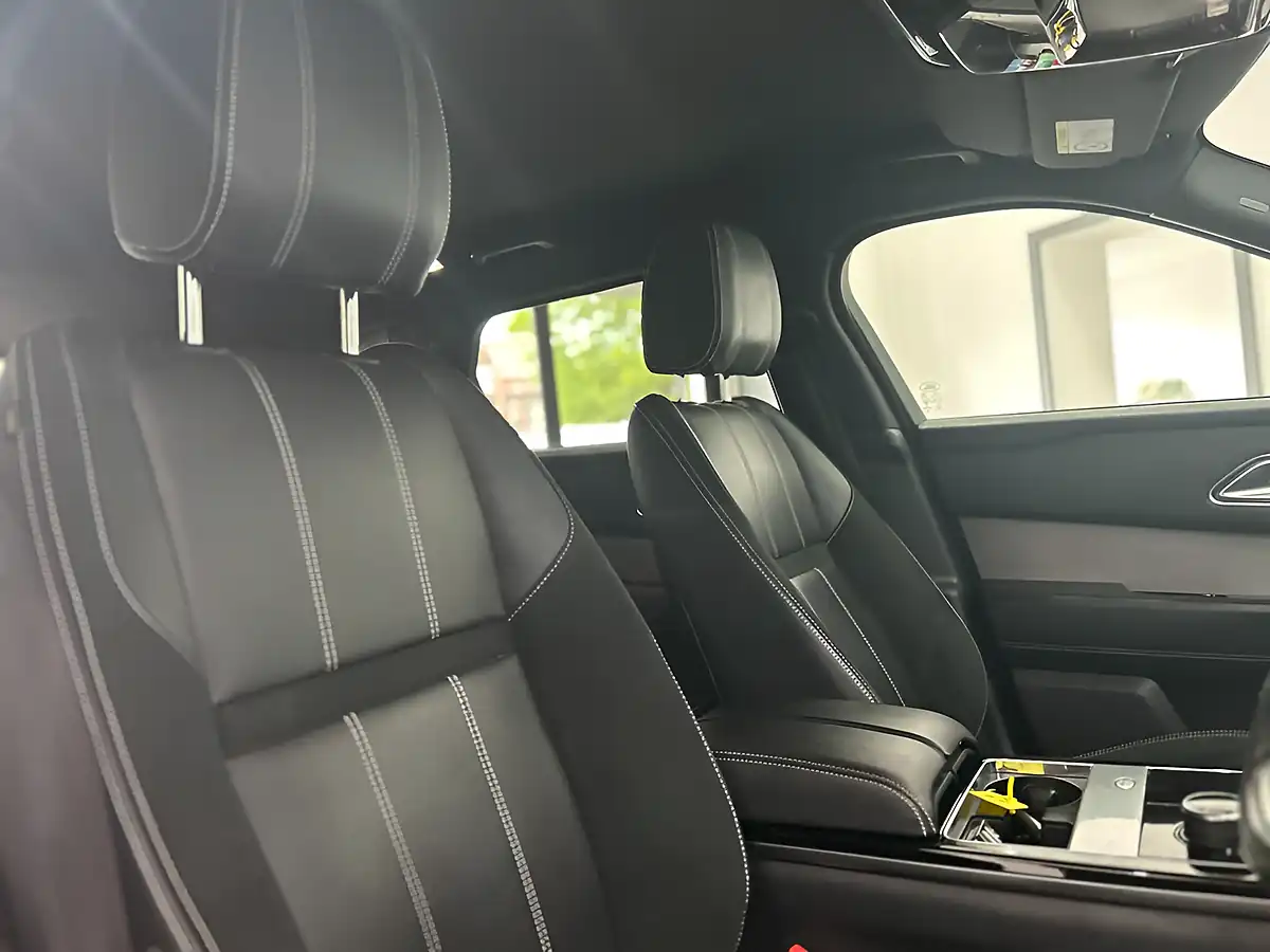 Used 2020 Land Rover Range Rover Velar R-Dynamic S Grey - Interior and Exterior details 12