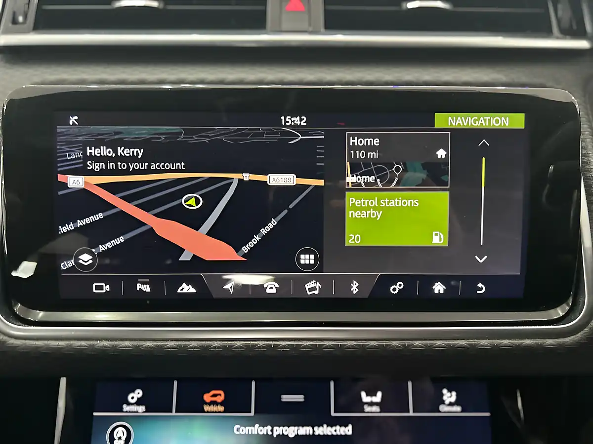 Used 2020 Land Rover Range Rover Velar R-Dynamic S Grey - Interior and Exterior details 17