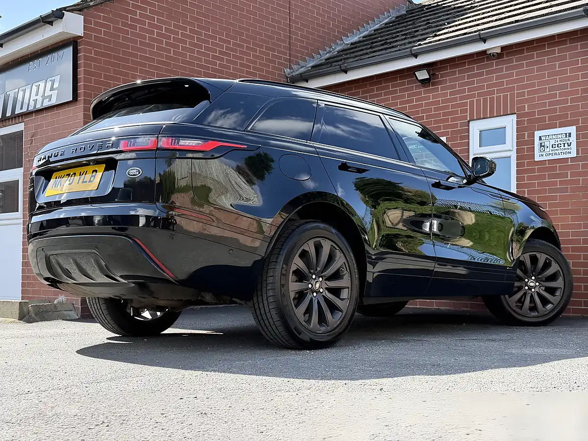 Used 2020 Land Rover Range Rover Velar R-Dynamic Se Black - Interior and Exterior details 10