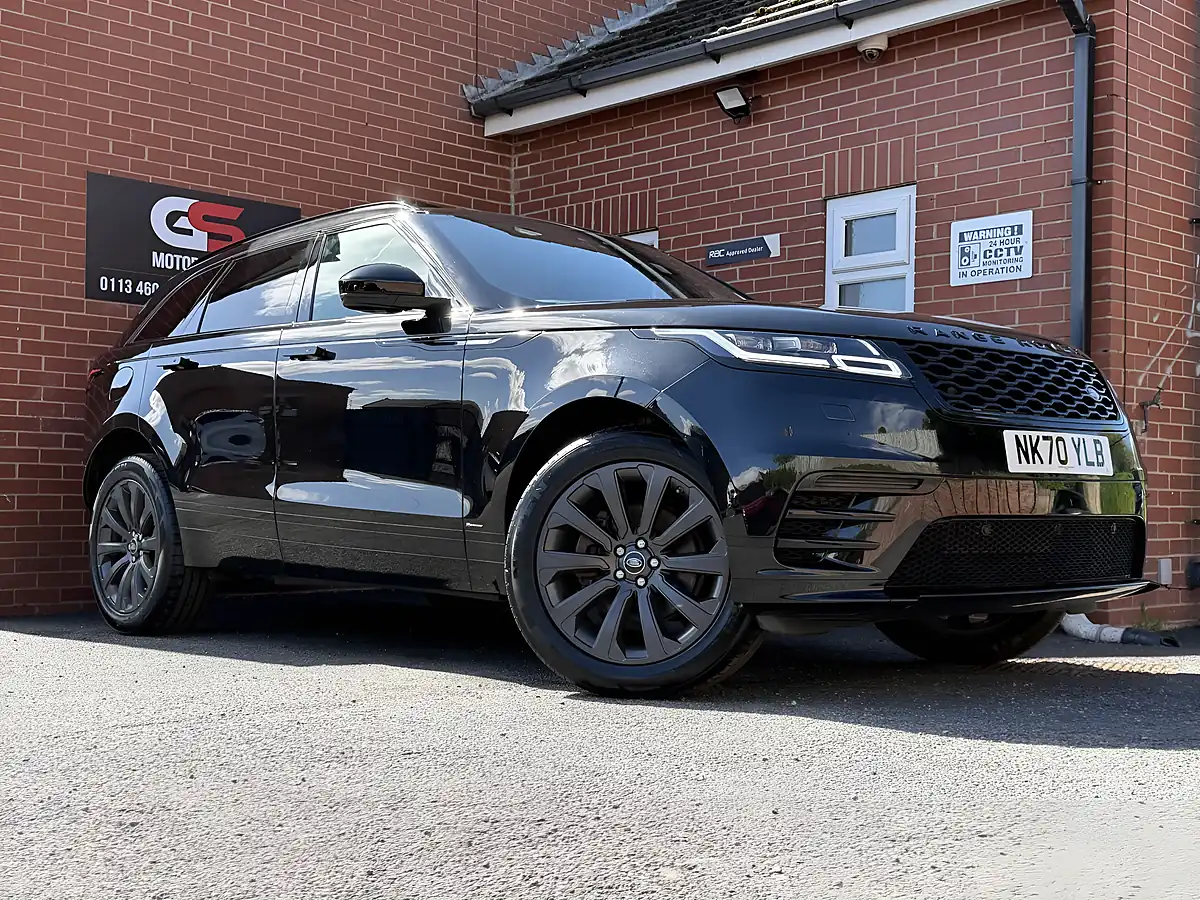 Used 2020 Land Rover Range Rover Velar R-Dynamic Se Black - Interior and Exterior details 2