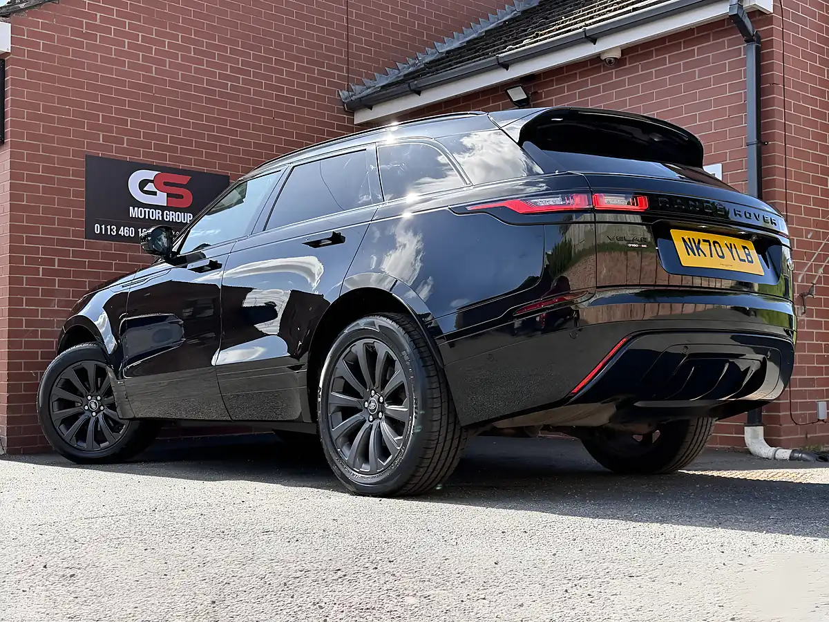 Used 2020 Land Rover Range Rover Velar R-Dynamic Se Black - Interior and Exterior details 8