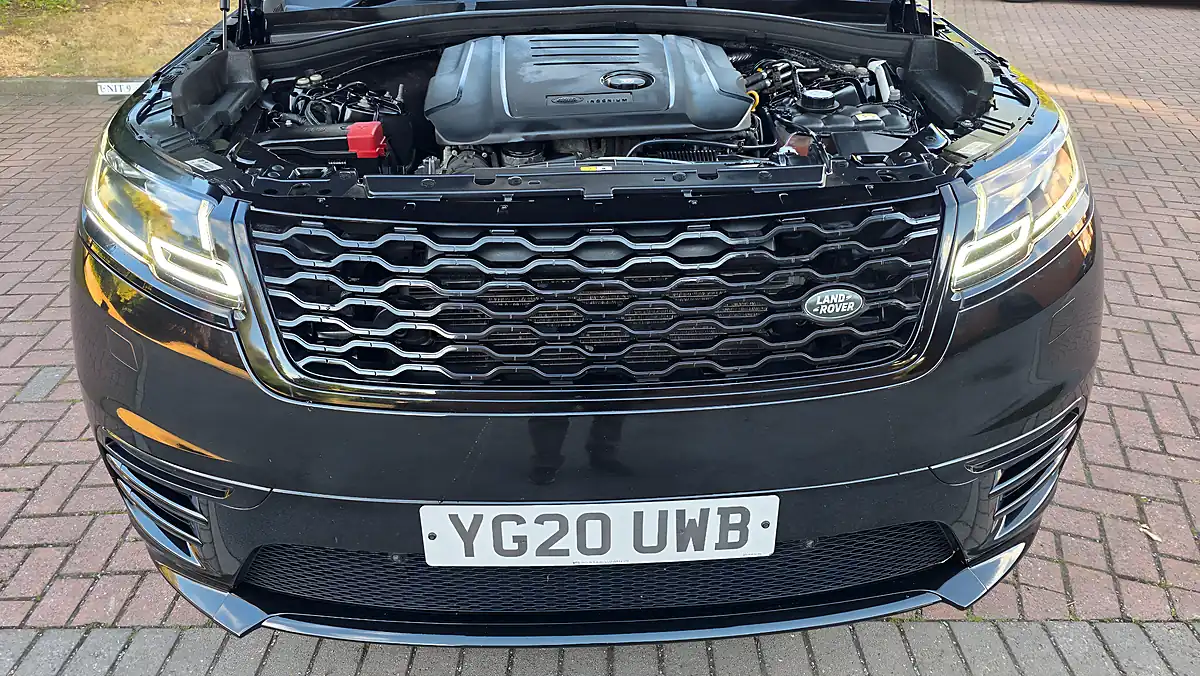 Used 2020 Land Rover Range Rover Velar R-Dynamic Se Black - Interior and Exterior details 20