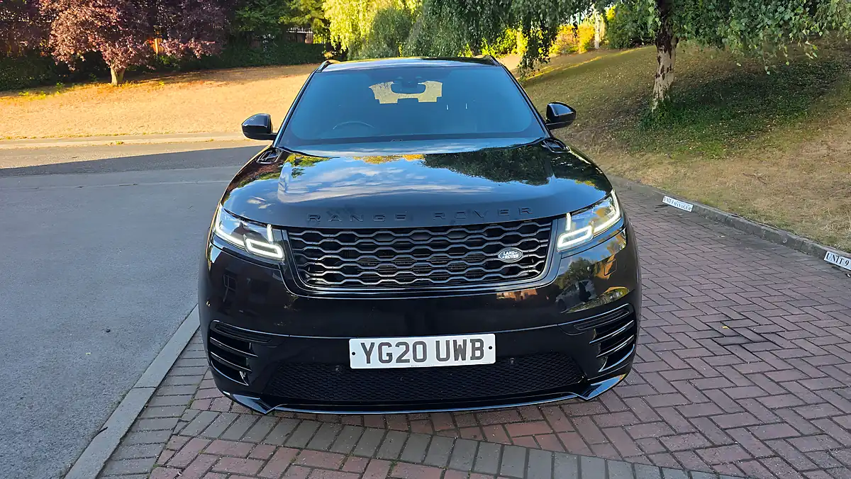 Used 2020 Land Rover Range Rover Velar R-Dynamic Se Black - Interior and Exterior details 5