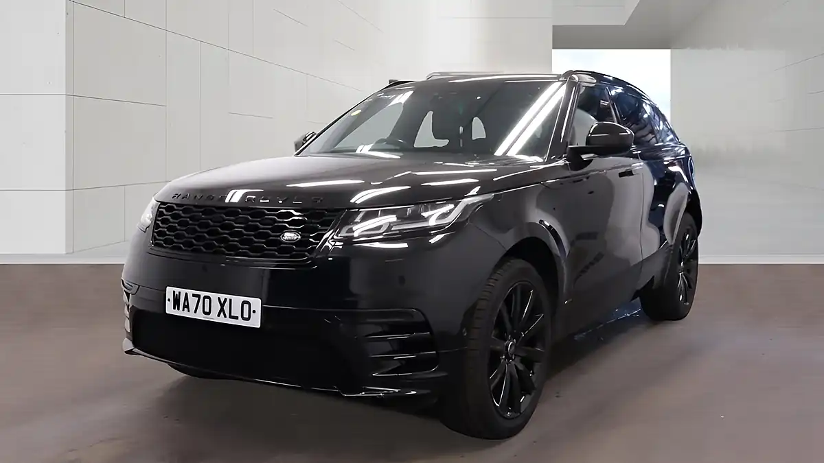 Used 2020 Land Rover Range Rover Velar R-Dynamic Se Black - Interior and Exterior details 4