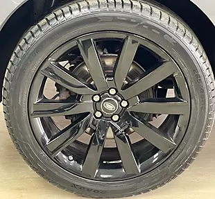 Used 2020 Land Rover Range Rover Velar R-Dynamic Se Grey - Interior and Exterior details 11