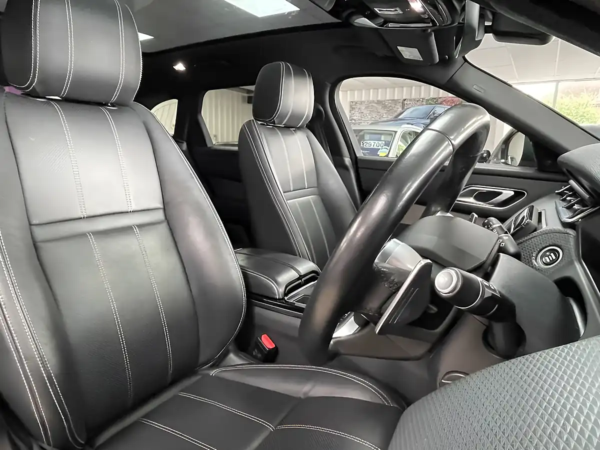 Used 2020 Land Rover Range Rover Velar R-Dynamic Se Grey - Interior and Exterior details 13