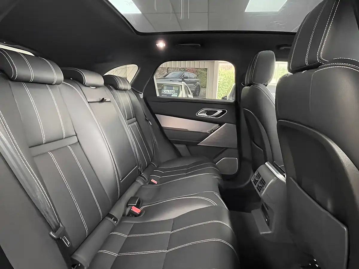 Used 2020 Land Rover Range Rover Velar R-Dynamic Se Grey - Interior and Exterior details 14