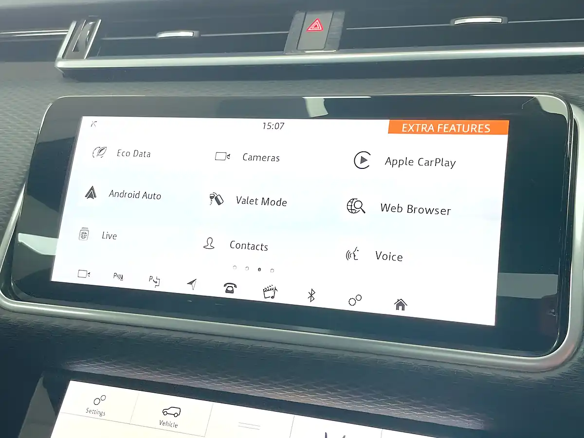 Used 2020 Land Rover Range Rover Velar R-Dynamic Se Grey - Interior and Exterior details 18