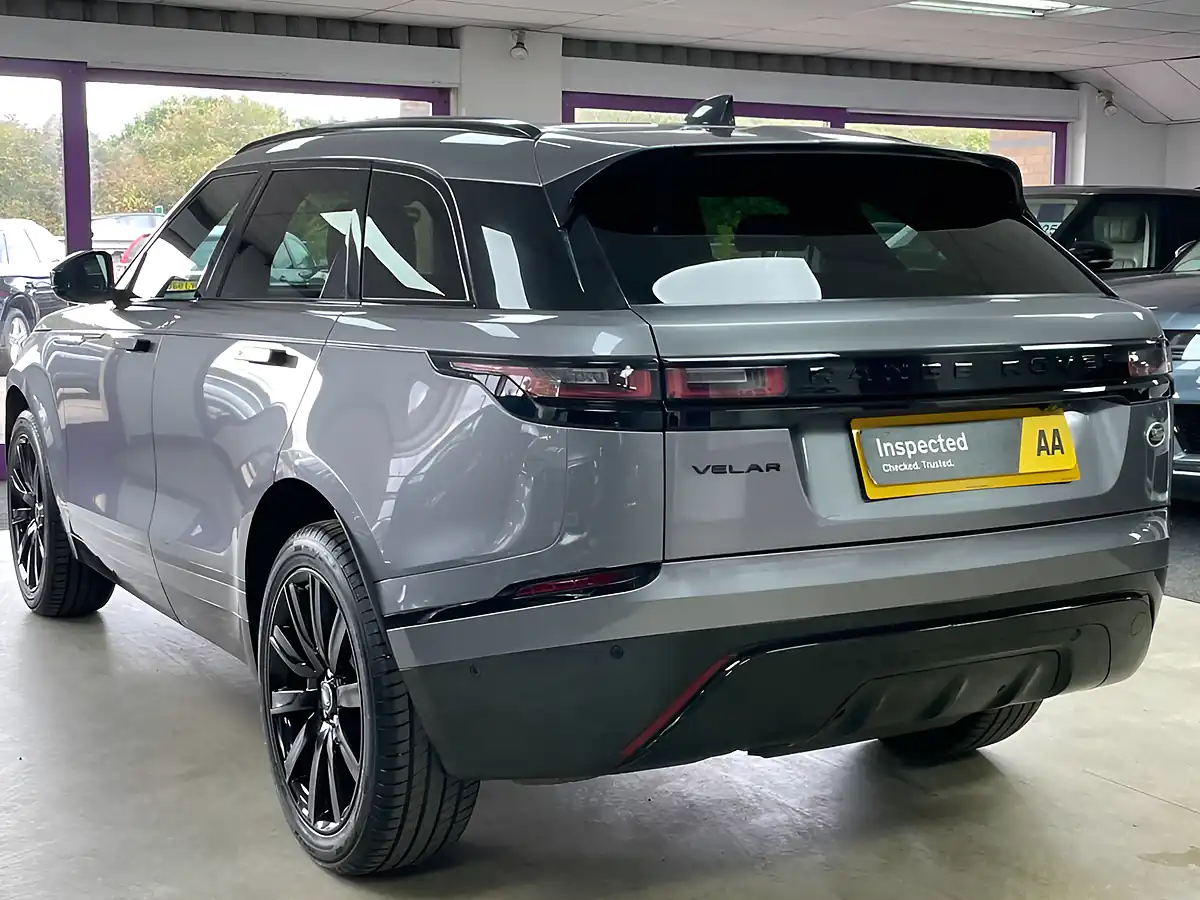 Used 2020 Land Rover Range Rover Velar R-Dynamic Se Grey - Interior and Exterior details 8