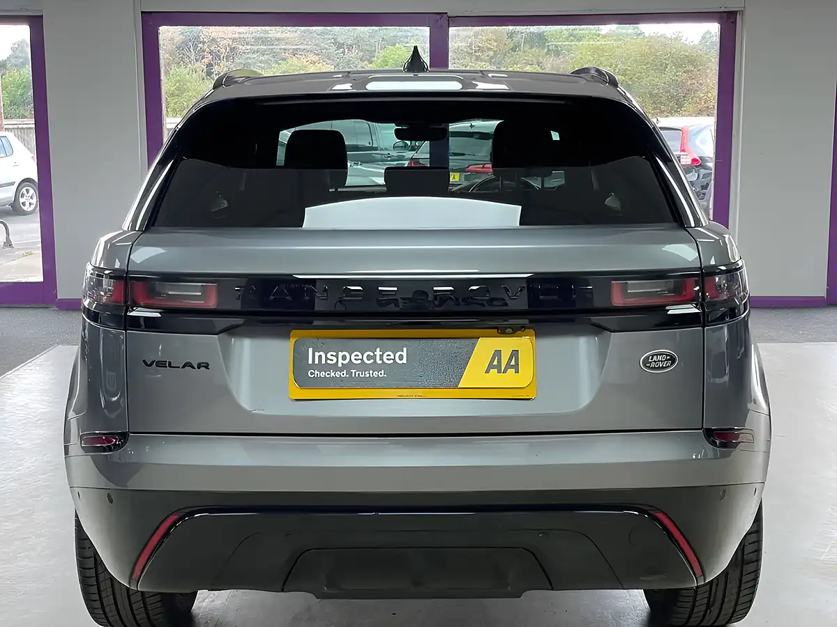 Used 2020 Land Rover Range Rover Velar R-Dynamic Se Grey - Interior and Exterior details 9