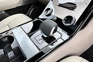 Used 2020 Land Rover Range Rover Velar R-Dynamic Se Grey - Interior and Exterior details 10
