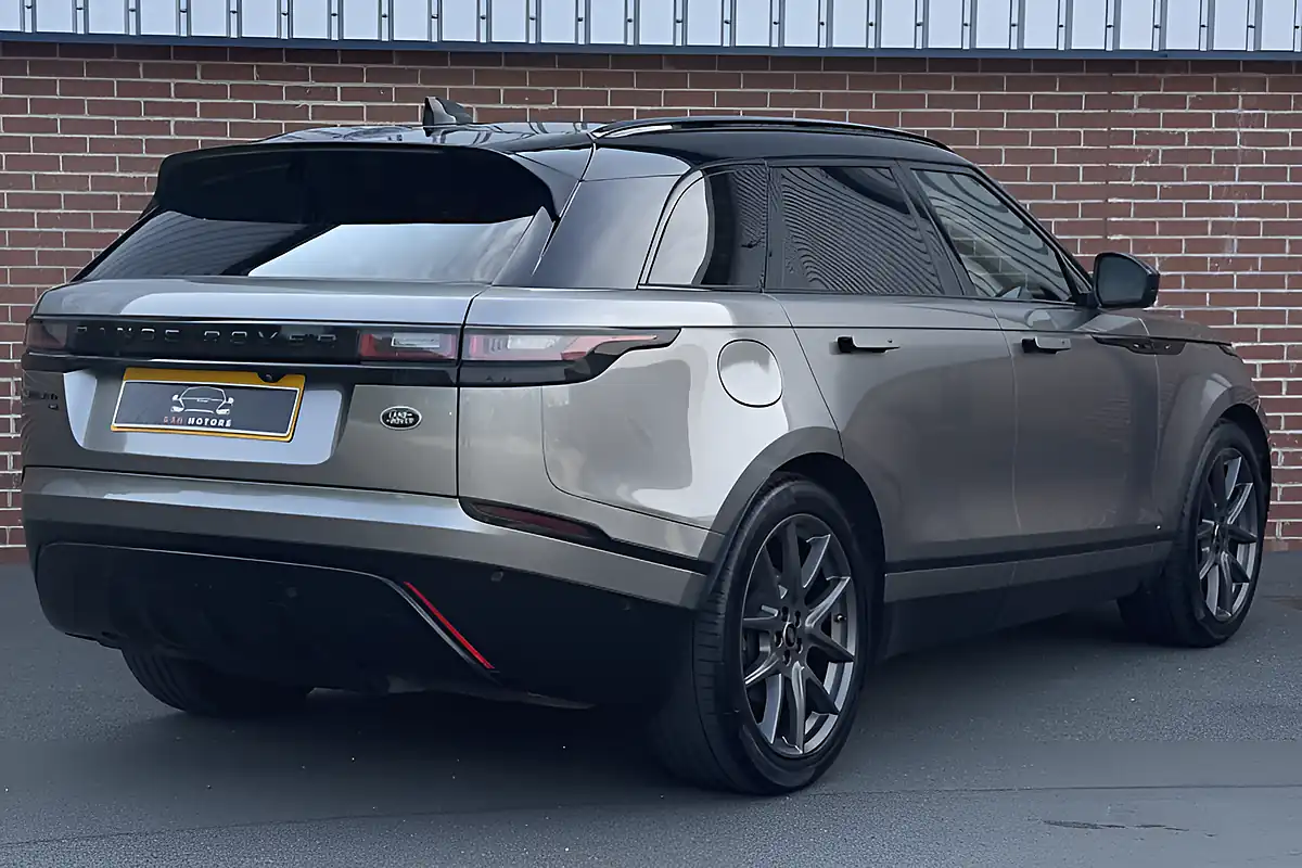 Used 2020 Land Rover Range Rover Velar R-Dynamic Se Grey - Interior and Exterior details 12