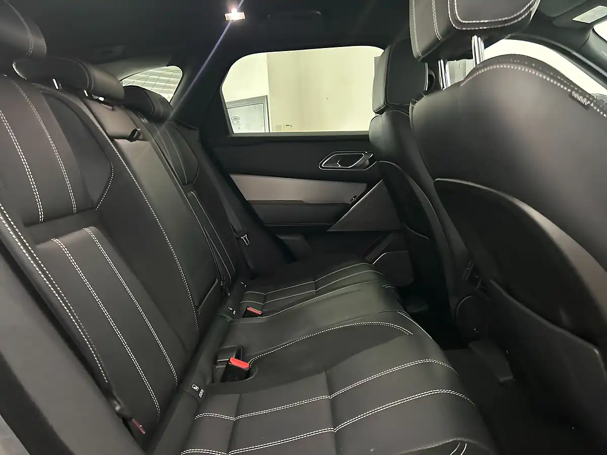 Used 2020 Land Rover Range Rover Velar R-Dynamic Se Red - Interior and Exterior details 12