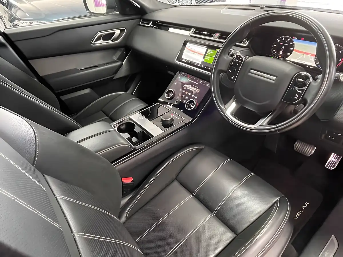 Used 2020 Land Rover Range Rover Velar R-Dynamic Se Silver - Interior and Exterior details 12