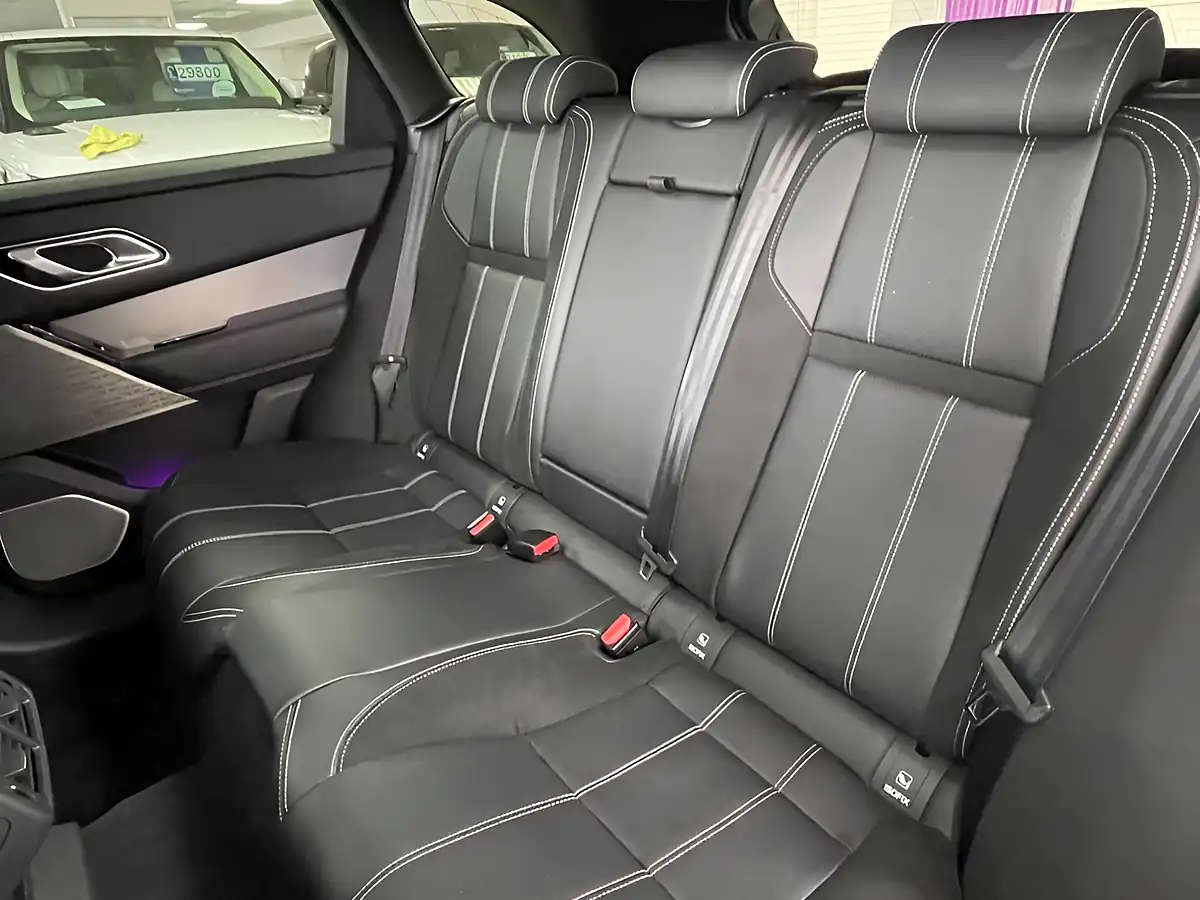 Used 2020 Land Rover Range Rover Velar R-Dynamic Se Silver - Interior and Exterior details 14