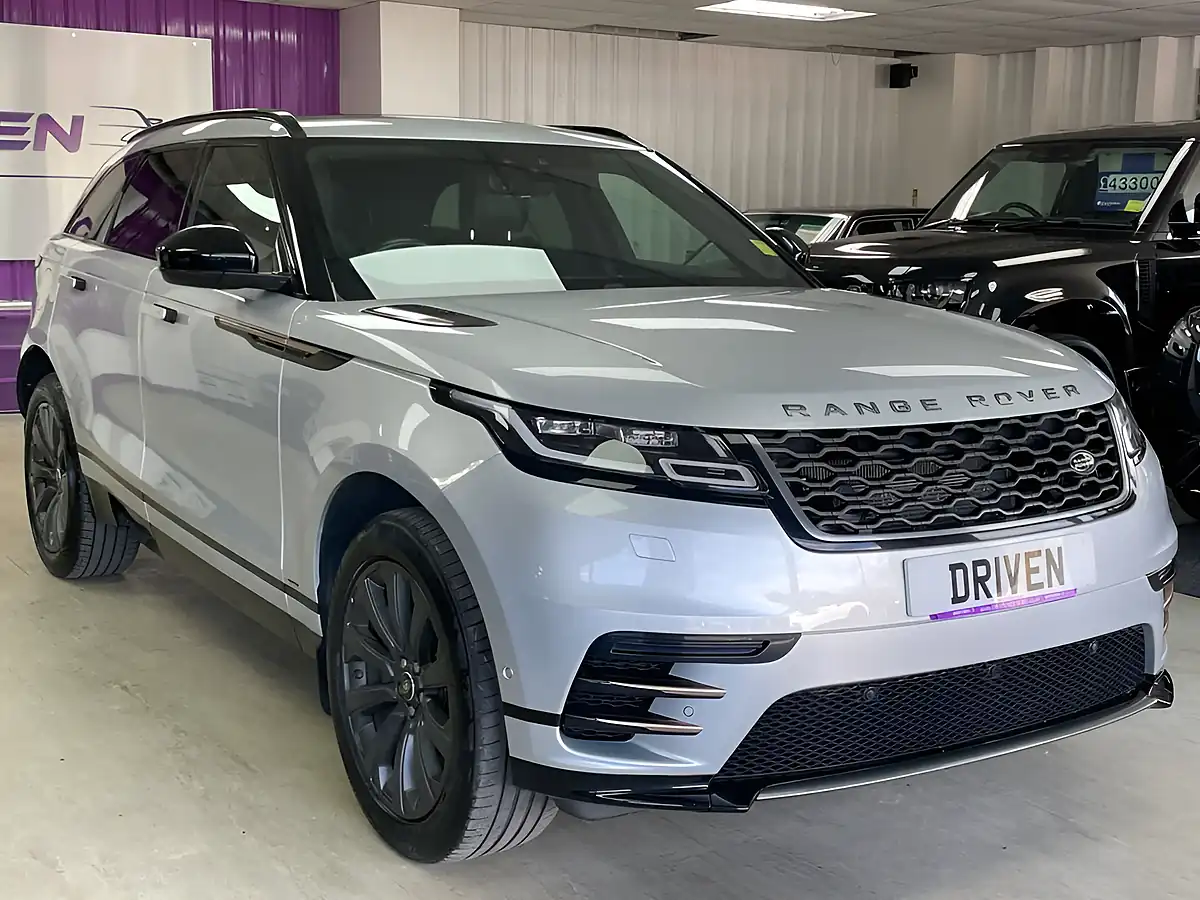 Used 2020 Land Rover Range Rover Velar R-Dynamic Se Silver - Interior and Exterior details 5