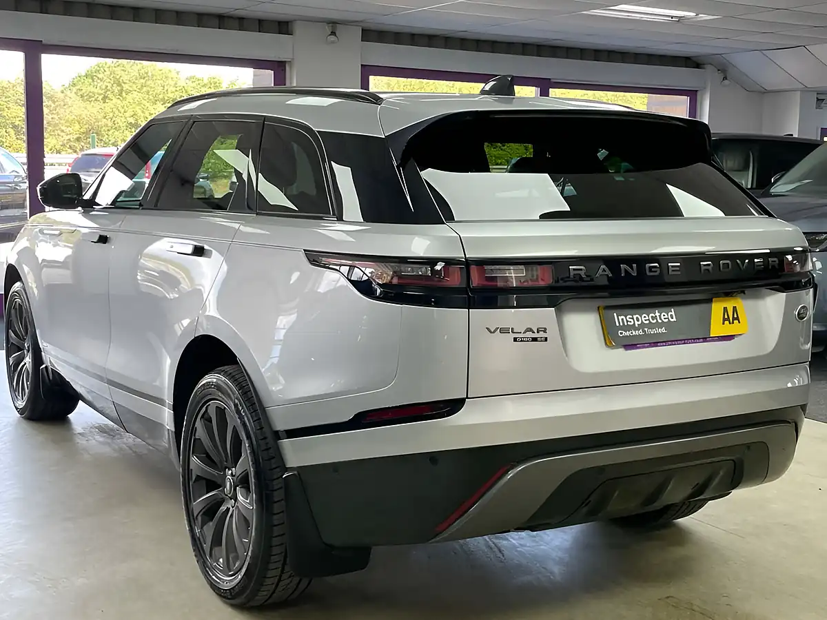 Used 2020 Land Rover Range Rover Velar R-Dynamic Se Silver - Interior and Exterior details 8