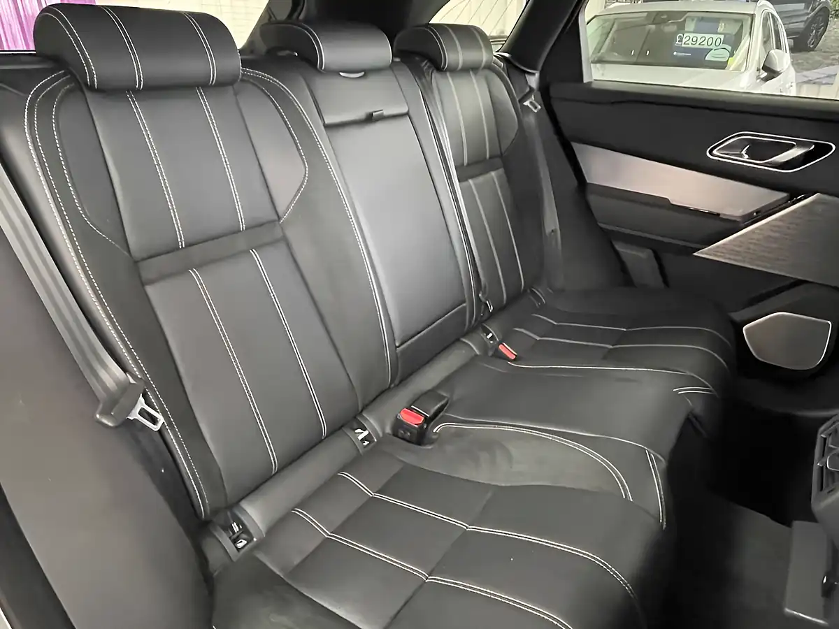 Used 2020 Land Rover Range Rover Velar R-Dynamic Se White - Interior and Exterior details 14