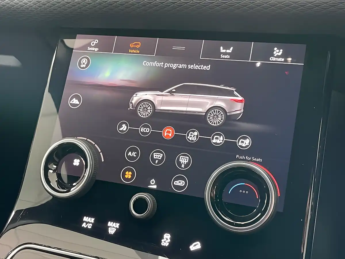 Used 2020 Land Rover Range Rover Velar R-Dynamic Se White - Interior and Exterior details 19
