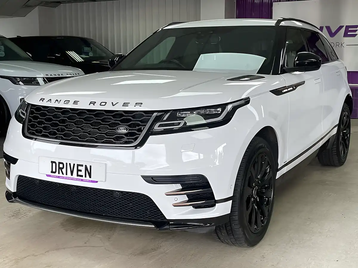 Used 2020 Land Rover Range Rover Velar R-Dynamic Se White - Interior and Exterior details 6