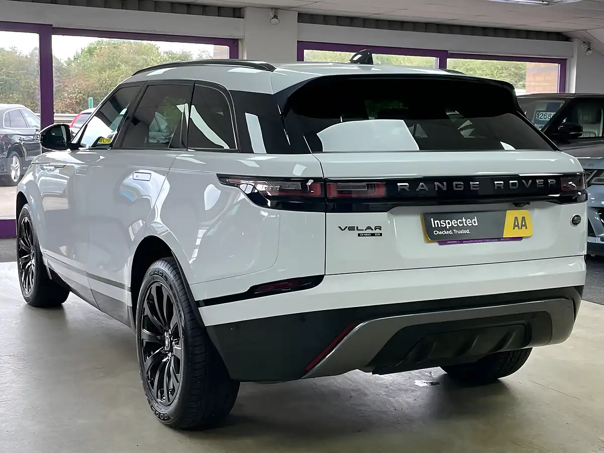 Used 2020 Land Rover Range Rover Velar R-Dynamic Se White - Interior and Exterior details 7