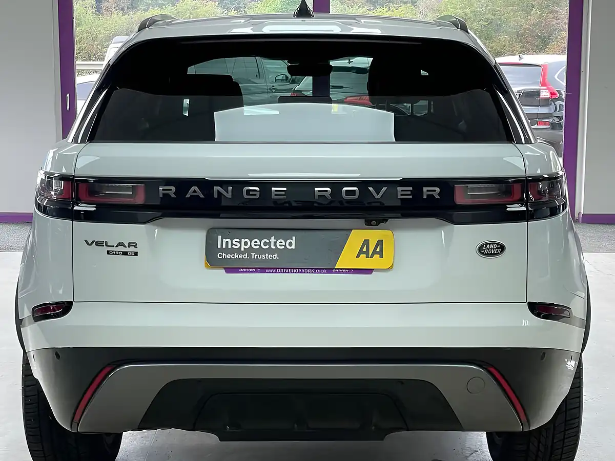 Used 2020 Land Rover Range Rover Velar R-Dynamic Se White - Interior and Exterior details 8