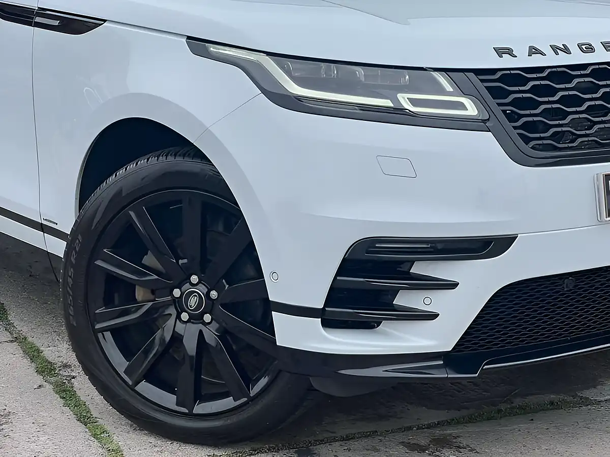 Used 2020 Land Rover Range Rover Velar R-Dynamic Se Yulong White - Interior and Exterior details 18