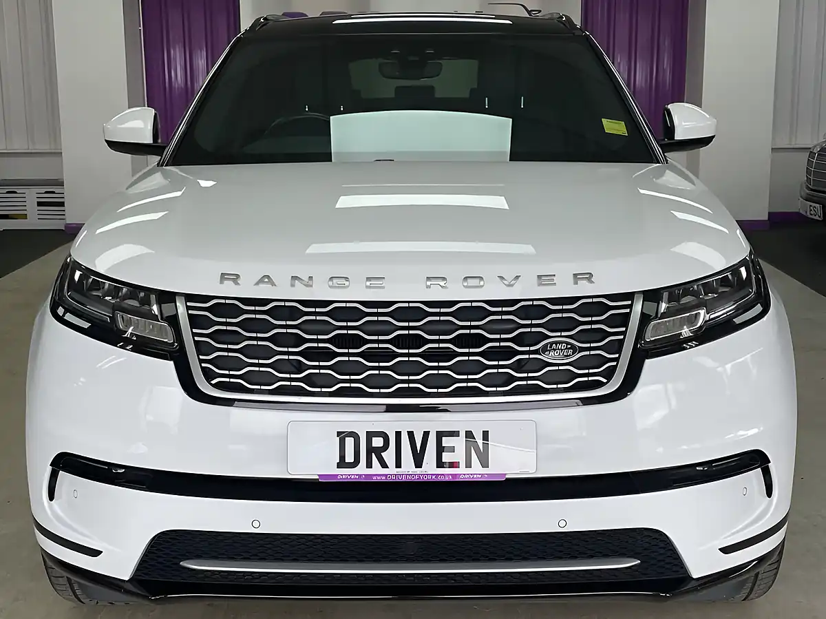 Used 2020 Land Rover Range Rover Velar White - Interior and Exterior details 6
