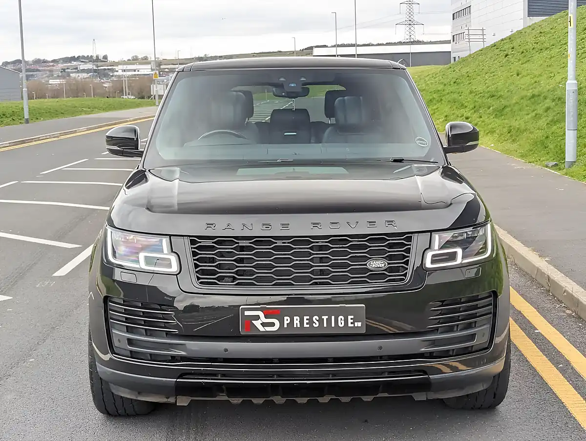 Used 2020 Land Rover Range Rover Vogue Black - Interior and Exterior details 16