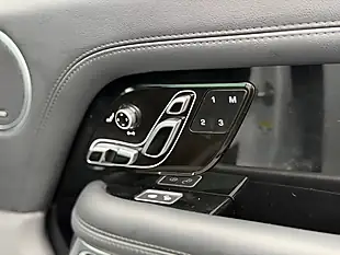 Used 2020 Land Rover Range Rover Vogue White - Interior and Exterior details 17