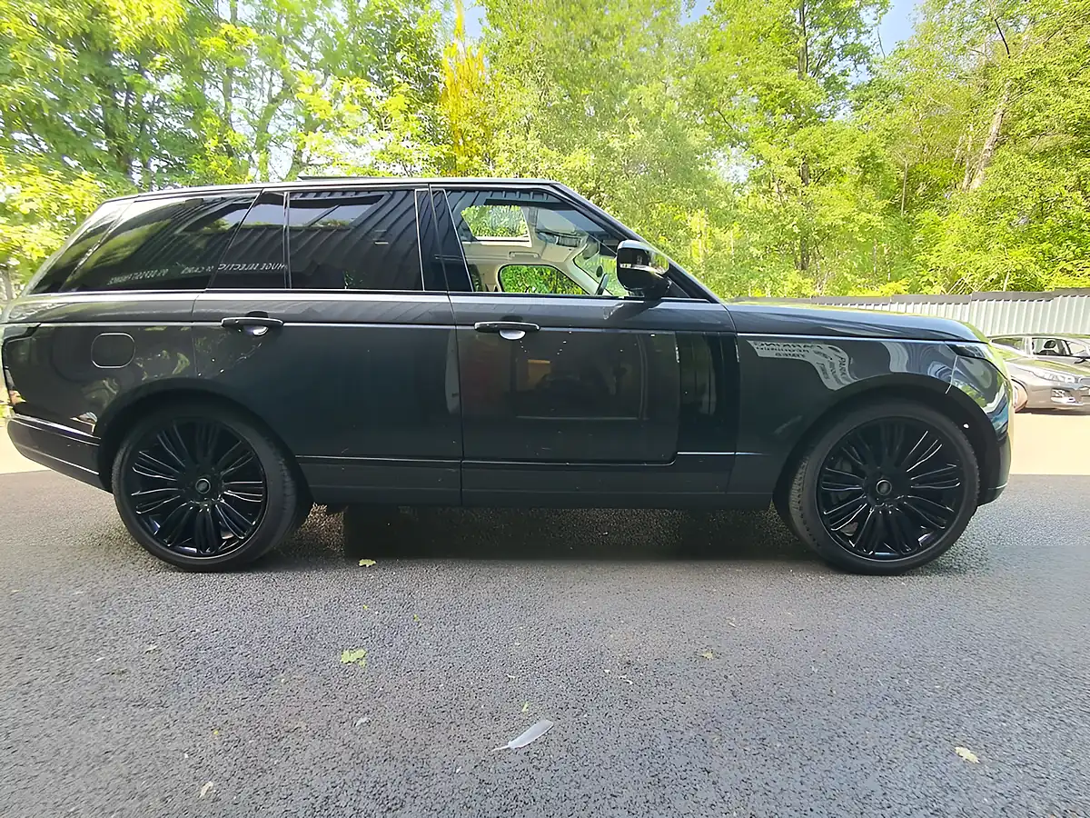 Used 2020 Land Rover Range Rover Westminster Black Grey - Interior and Exterior details 7