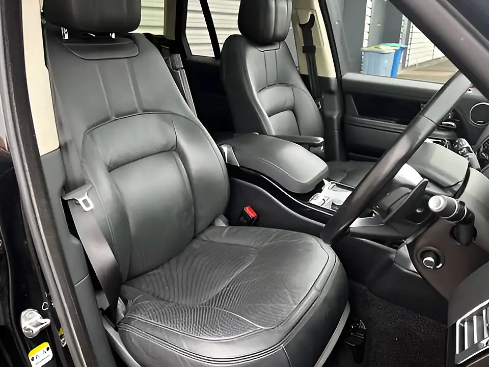 Used 2020 Land Rover Range Rover Westminster Black - Interior and Exterior details 12