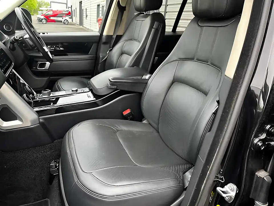 Used 2020 Land Rover Range Rover Westminster Black - Interior and Exterior details 13
