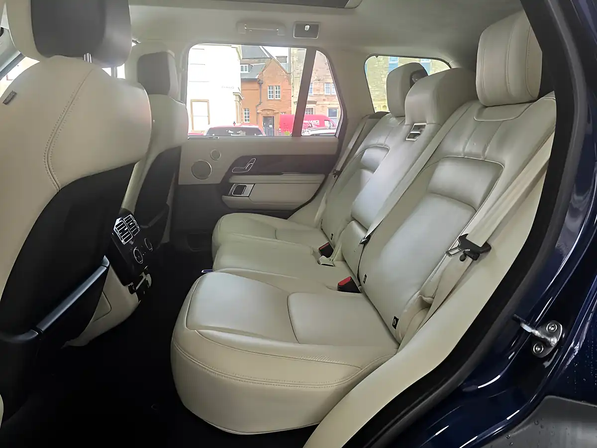 Used 2020 Land Rover Range Rover Westminster Blue - Interior and Exterior details 9