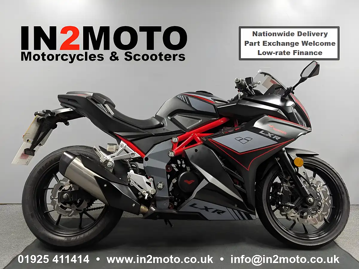 Used 2020 Lexmoto Lxr 125 Black/Red - Front View