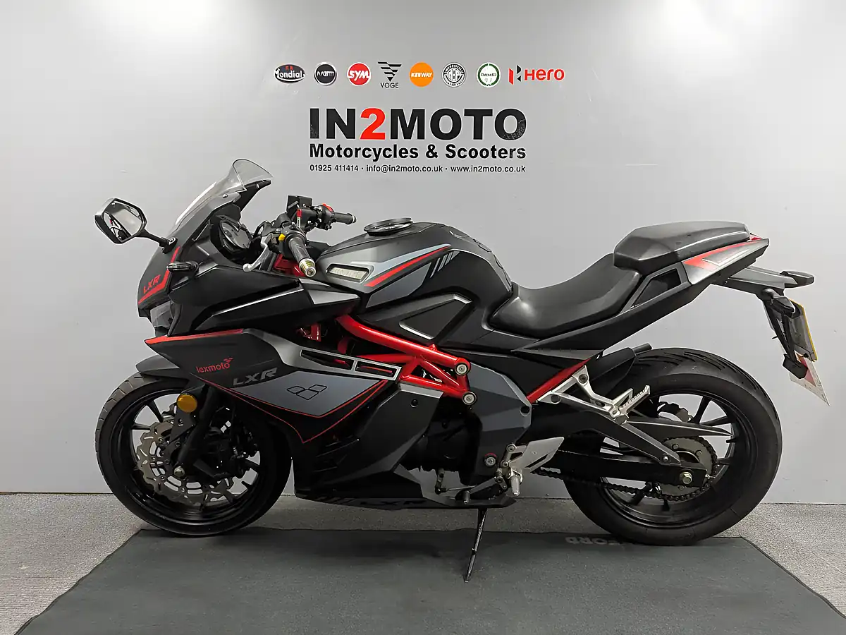 Used 2020 Lexmoto Lxr 125 Black/Red - Interior and Exterior details 11