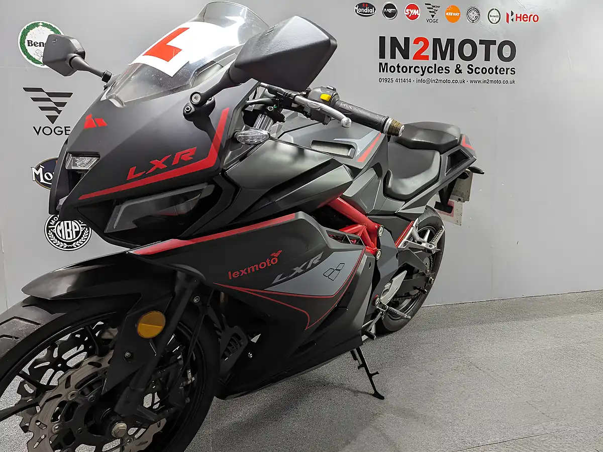Used 2020 Lexmoto Lxr 125 Black/Red - Interior and Exterior details 14