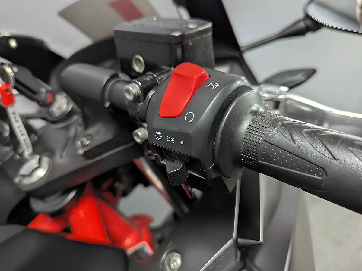 Used 2020 Lexmoto Lxr 125 Black/Red - Interior and Exterior details 19