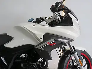 Used 2020 Lexmoto Zsx-F 125 White - Interior and Exterior details 10