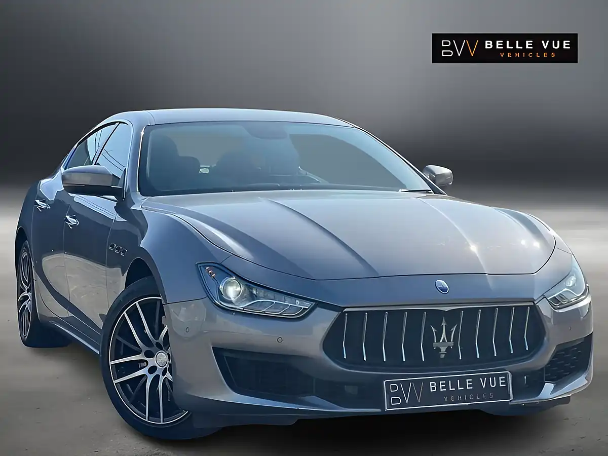 Used 2020 Maserati Ghibli Grey - Front View