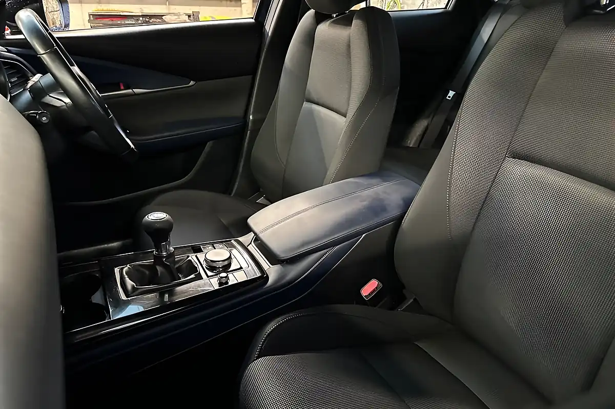 Used 2020 Mazda CX-30 Se-L Lux Blue - Interior and Exterior details 11