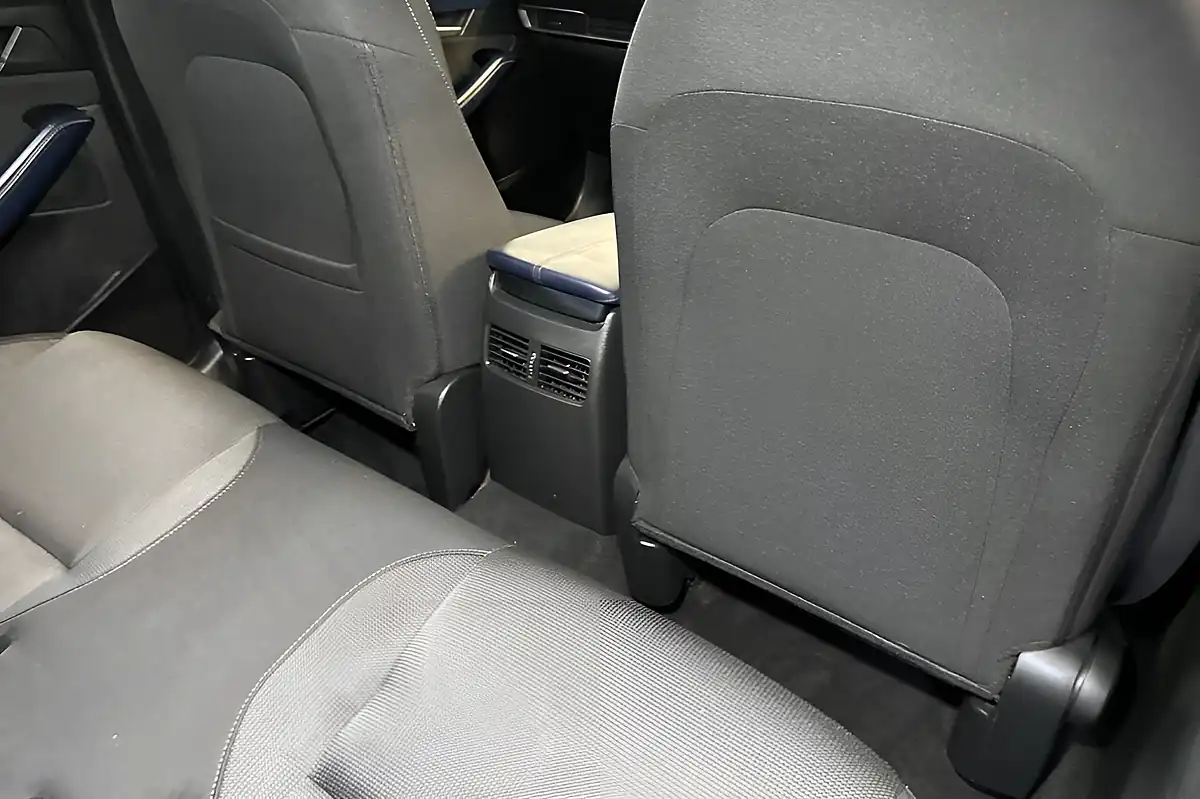 Used 2020 Mazda CX-30 Se-L Lux Blue - Interior and Exterior details 16