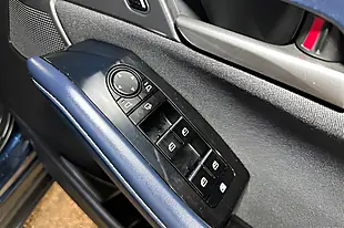 Used 2020 Mazda CX-30 Se-L Lux Blue - Interior and Exterior details 17